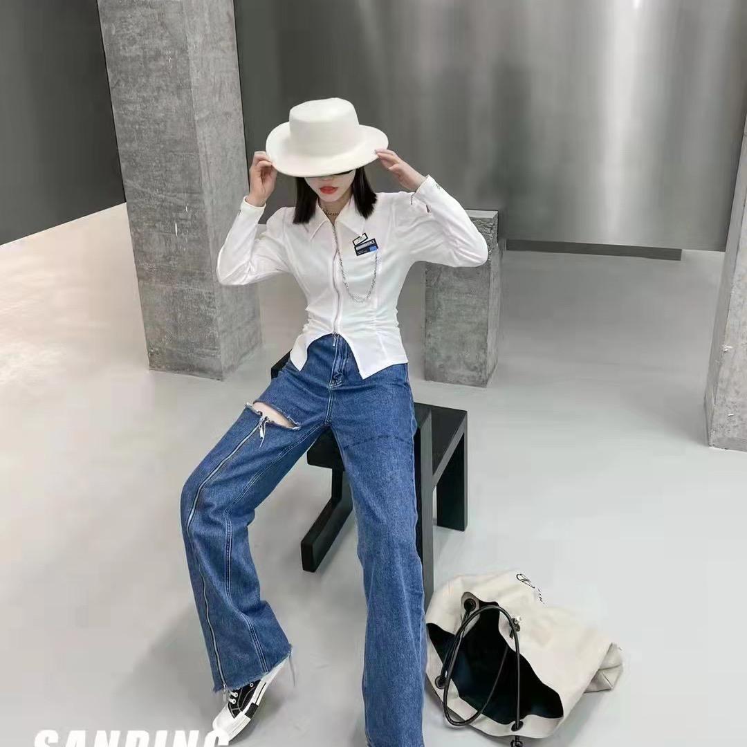 台州市路桥区卡慕拉服装店