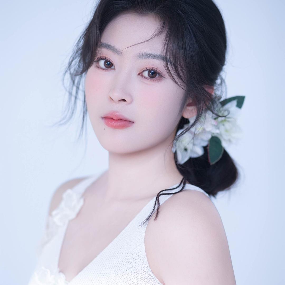 小尤物