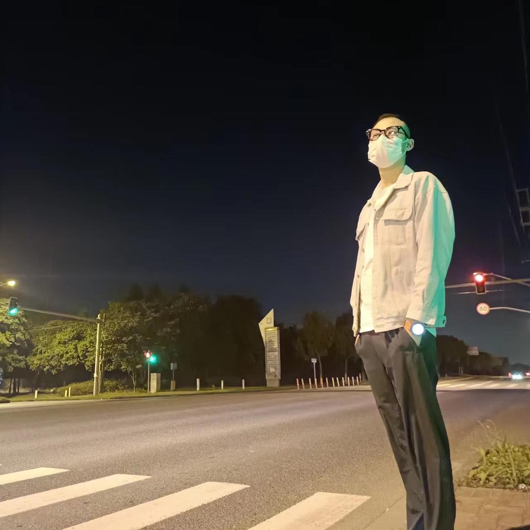 小邱本人啊