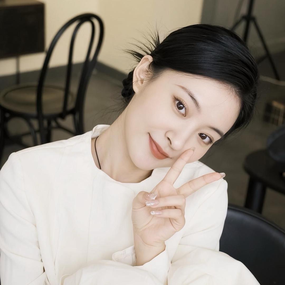 丽