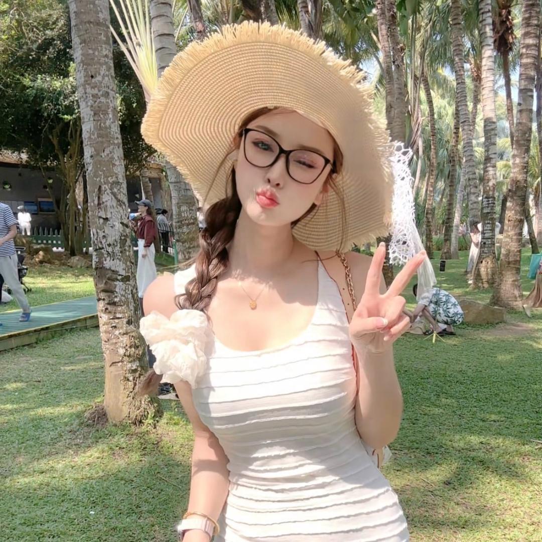 刘大美🎀