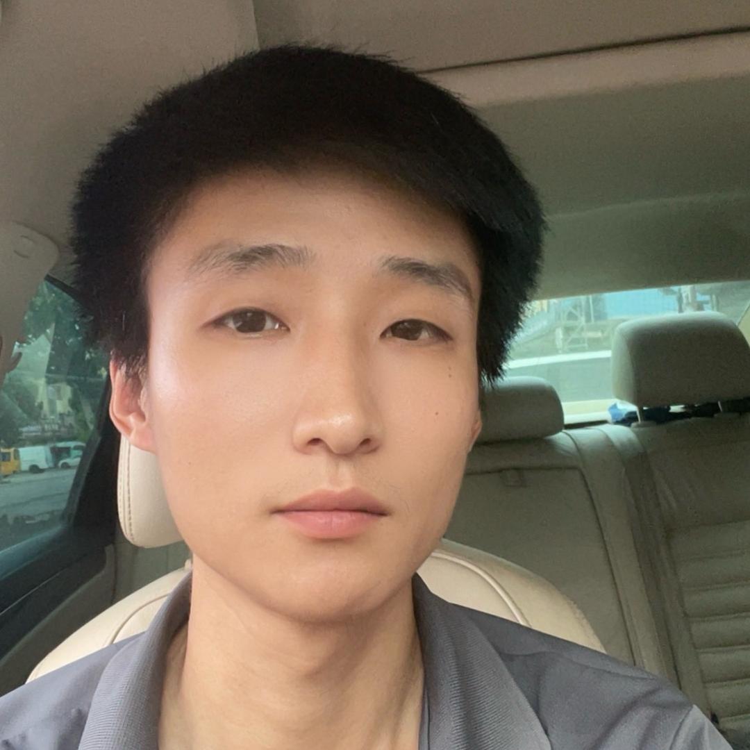 佛前莲花开三朵