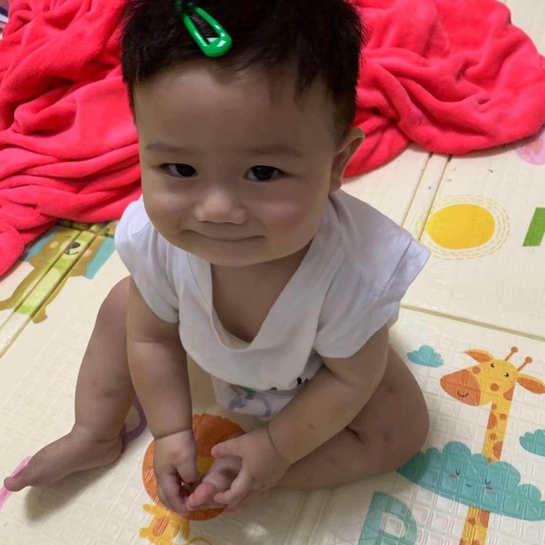 连告别都双手插兜的女人