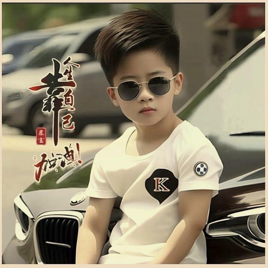 街头夜里，湛江烤生蚝