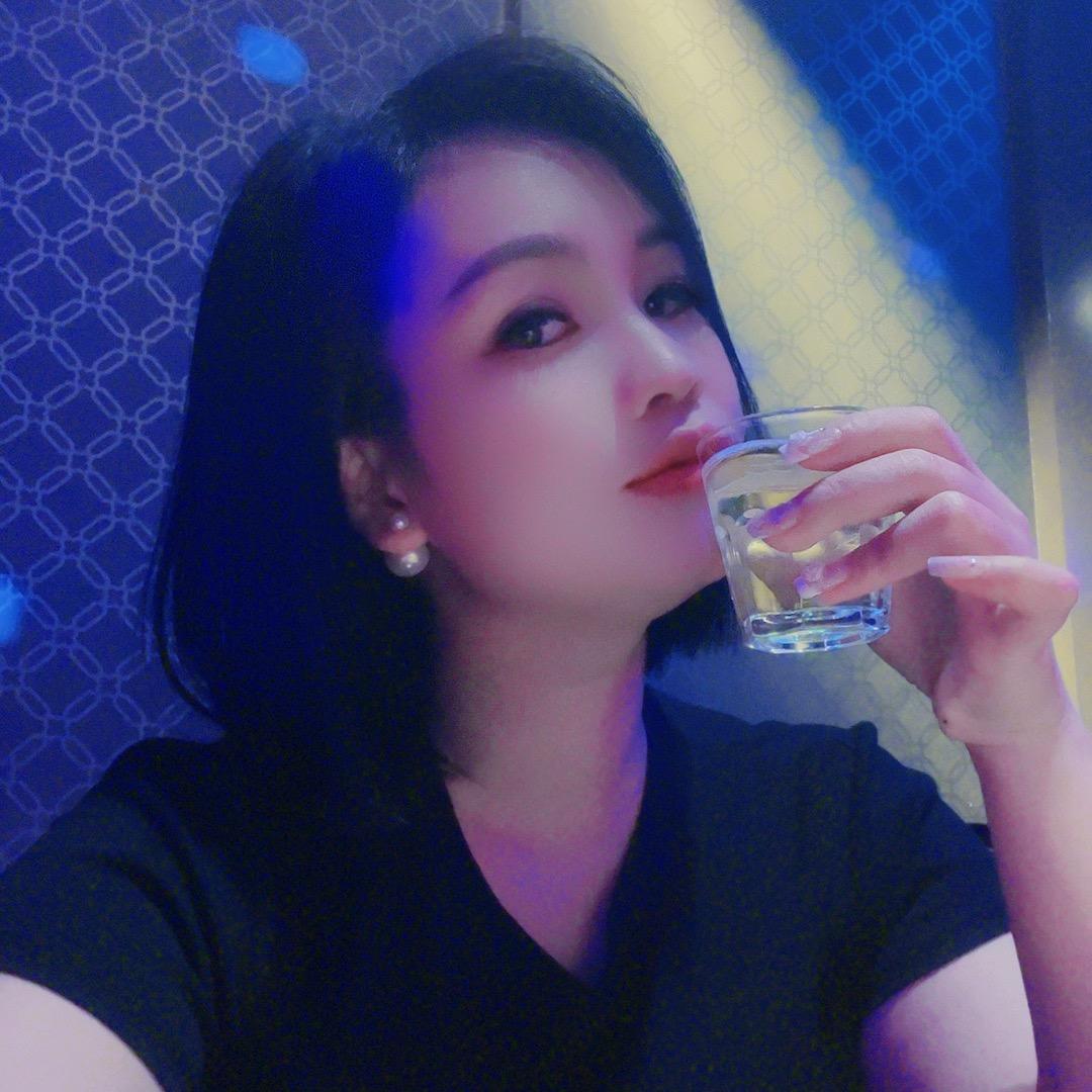 冰💜坨坨