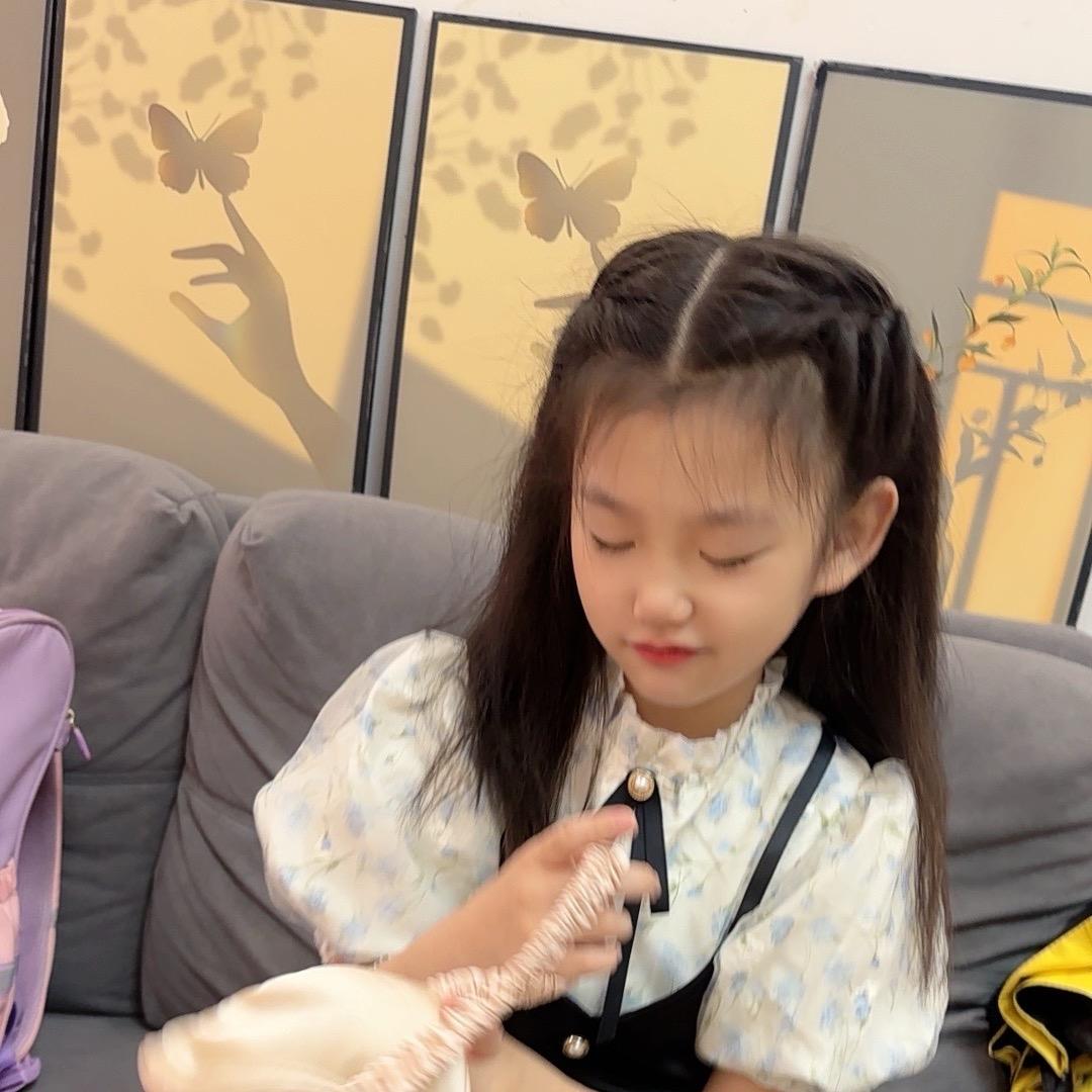 可爱小馨馨