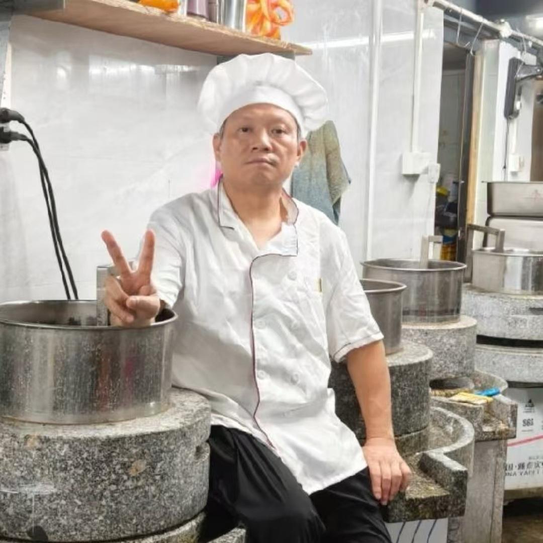 洪哥特色肠粉H