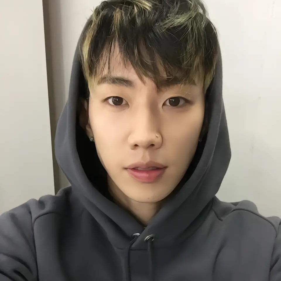 董子健