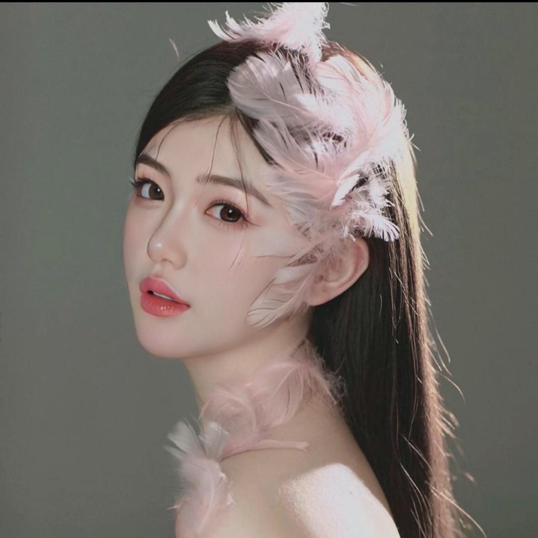 演员 纪杨依琳