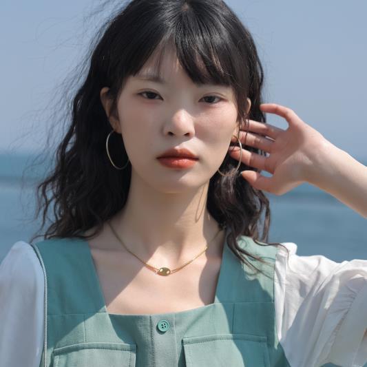 又在巷角遇到你