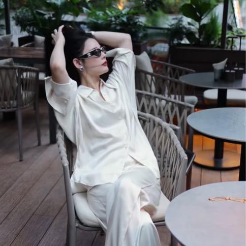 LYNEE七月-直播爆款返场