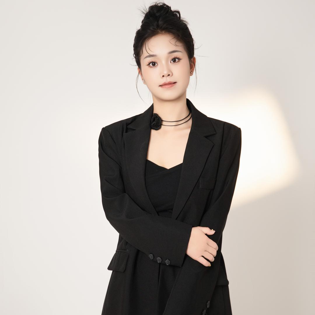你的女朋友👩