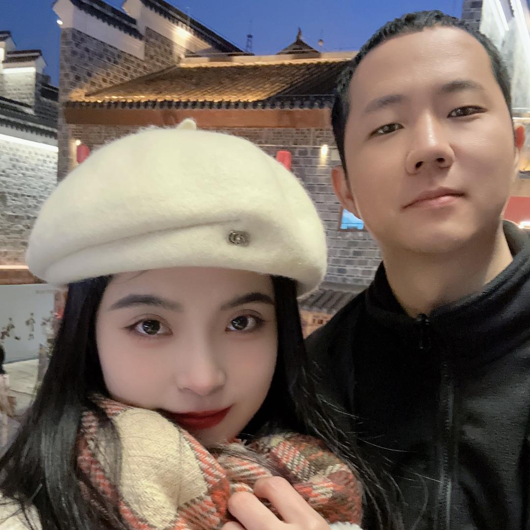 吴大浪和杨小气