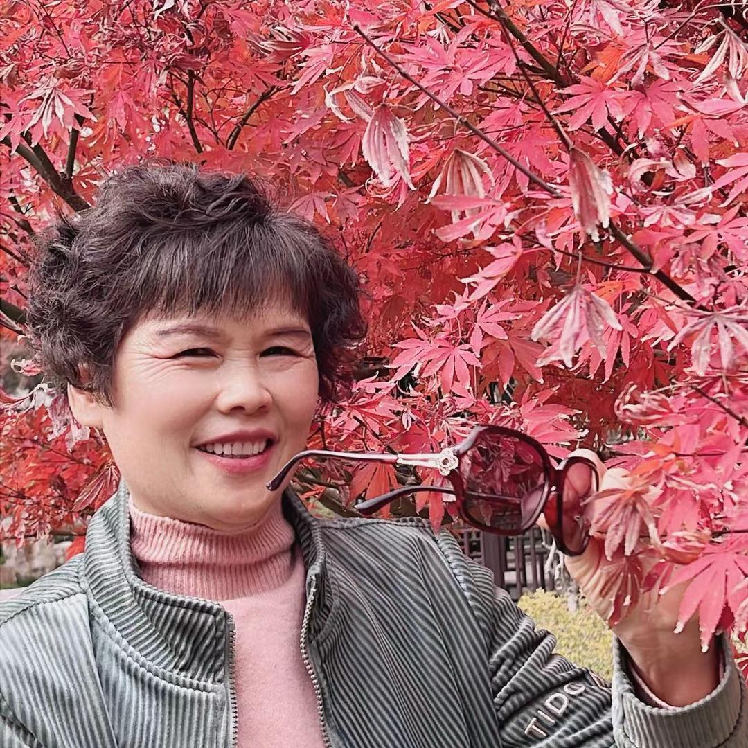 @花英早上5点半开播