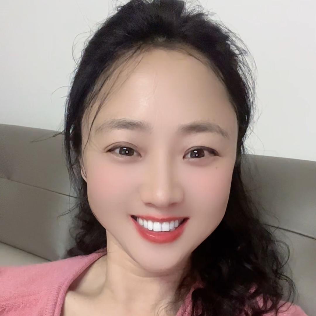 爱笑的霸道娜姐