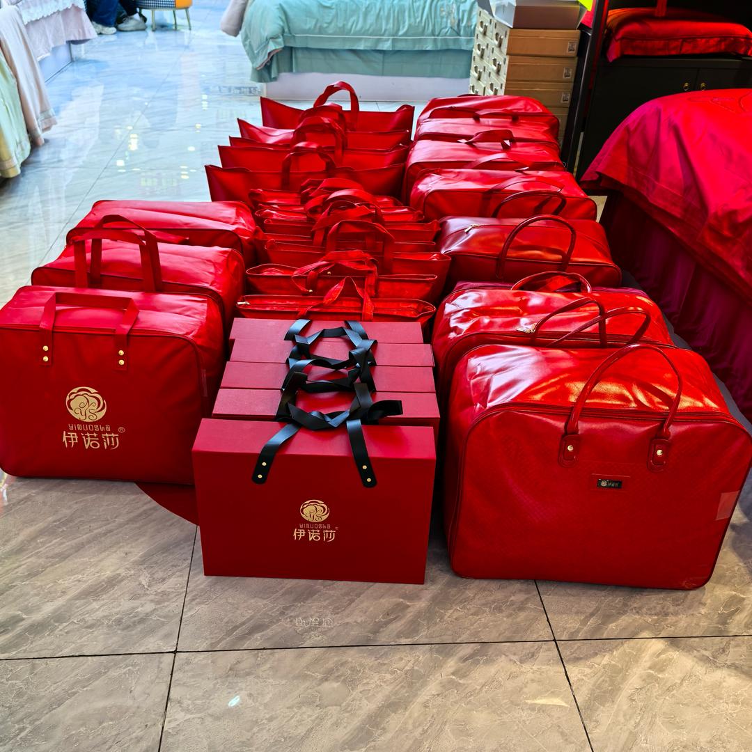 恋购伊诺莎·家纺婚博馆