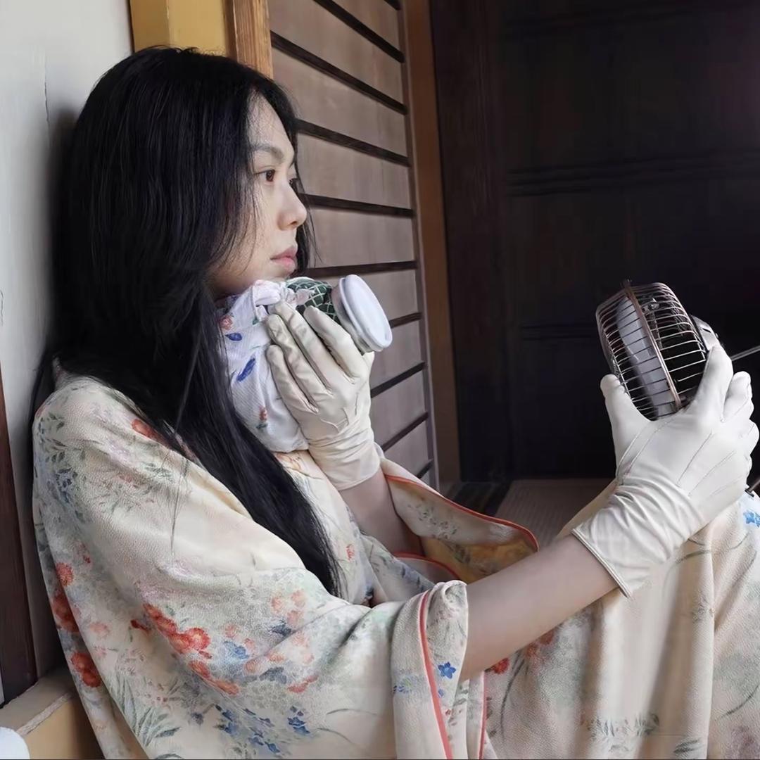 小小地烧点纸