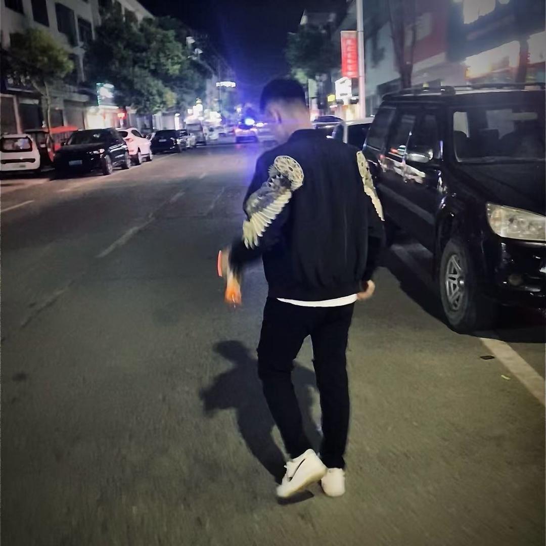 -ᶻᵁᴸᴾᴵᴷᴬᴿᴵˢ