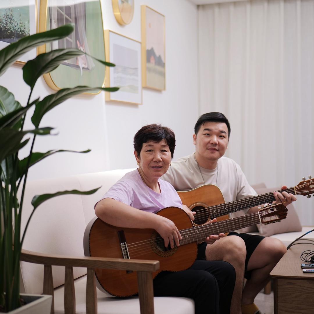 雷子吉他