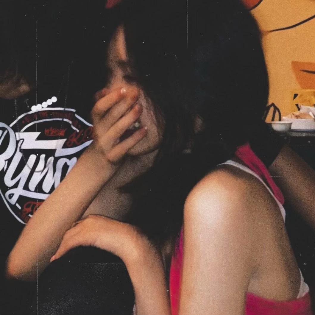 某年.