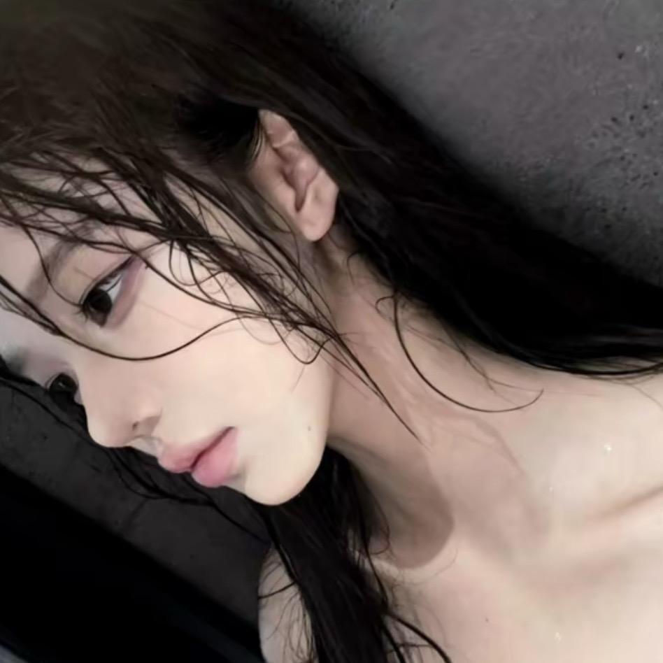 薇薇安.