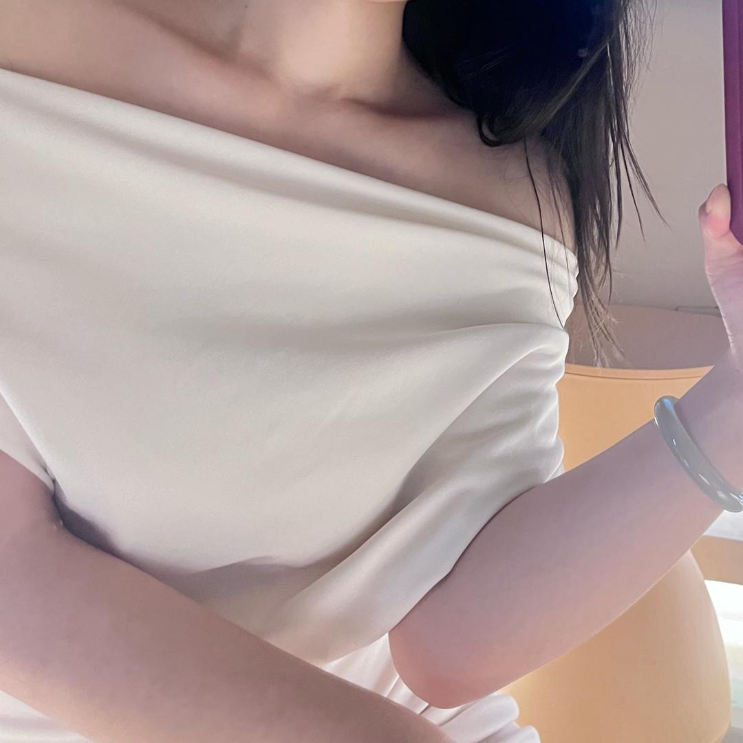 妮妮攒钱买皮肤