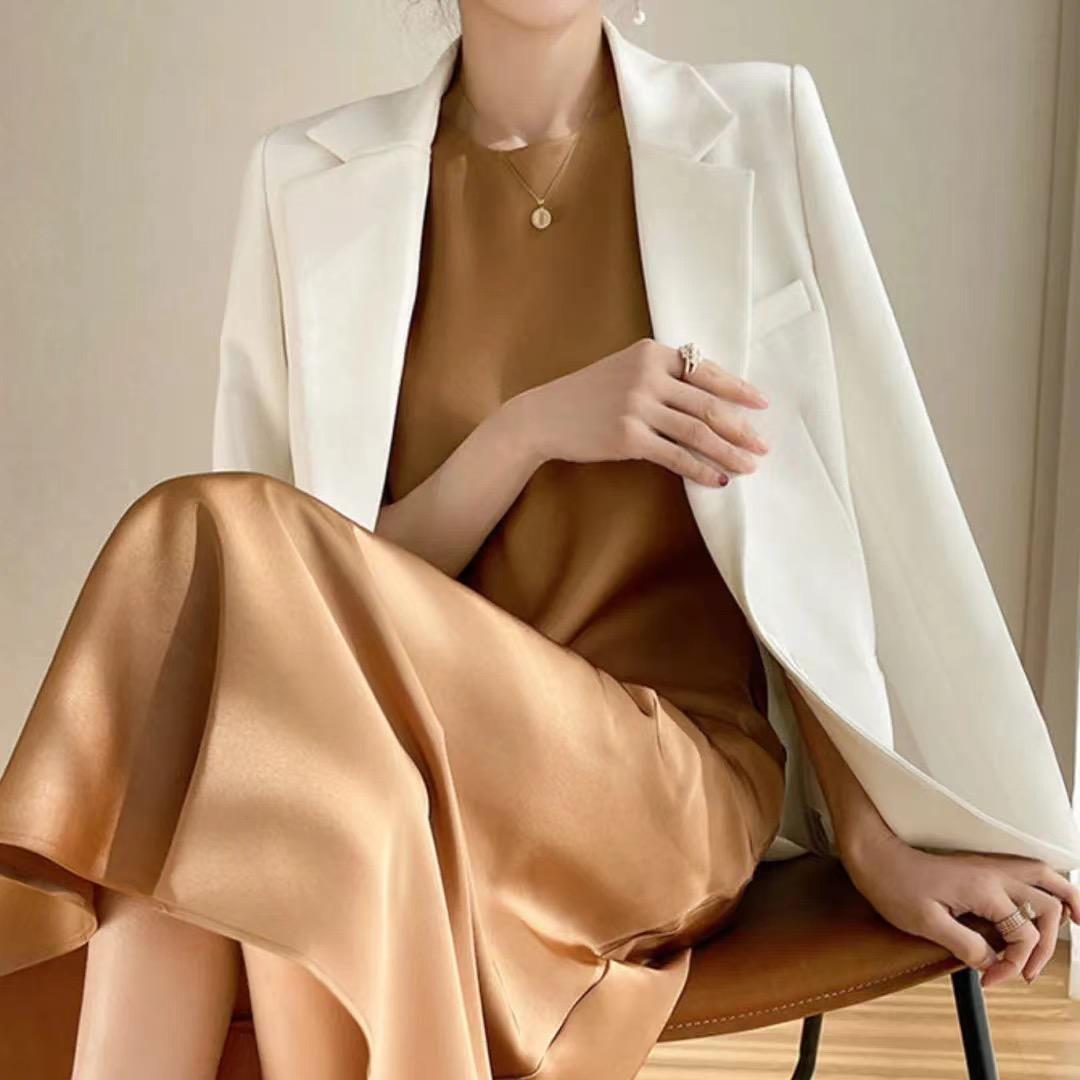 喜羊羊麻料古着店