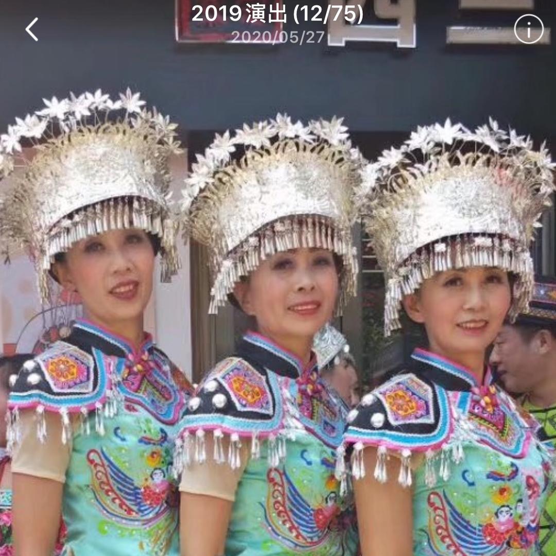 龙三姐(龙氏三姐妹👭)