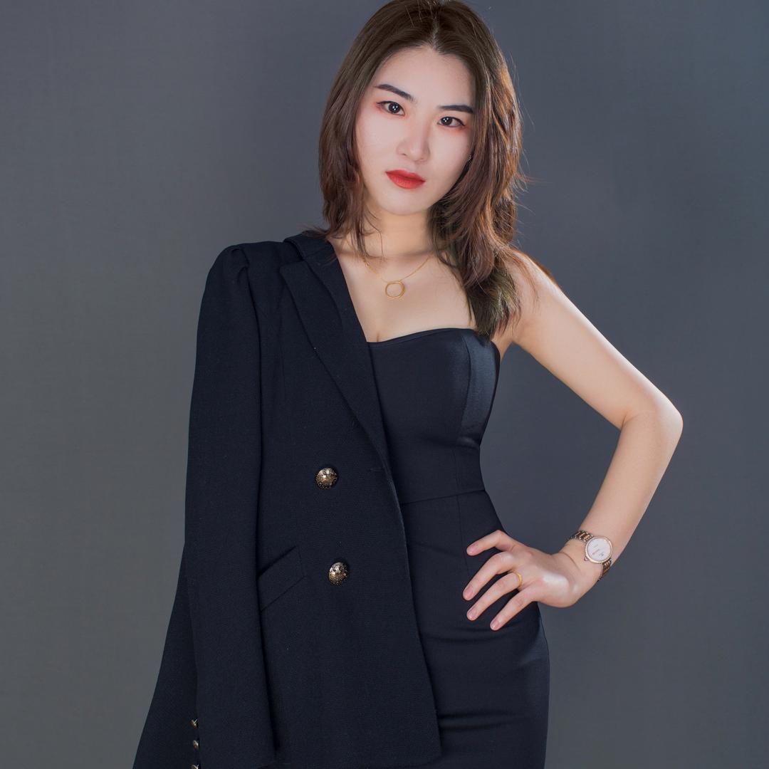 全案设计师Maria