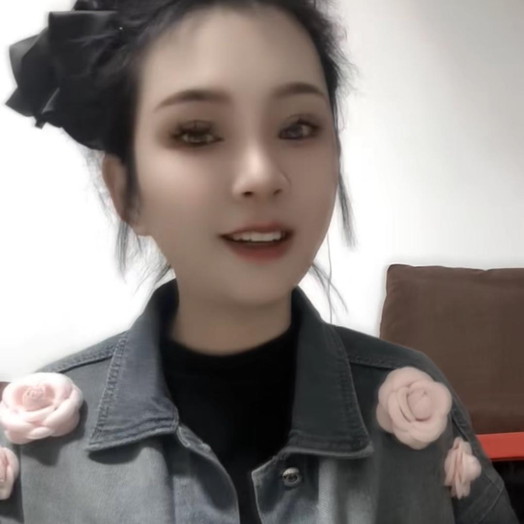 螺蛳湾墨兰服饰