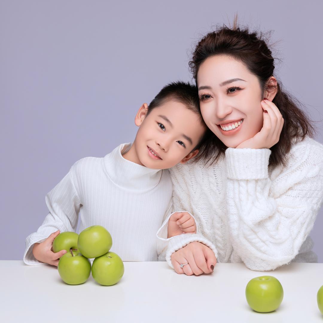 IGE 艾格淋浴房-陆平平💋