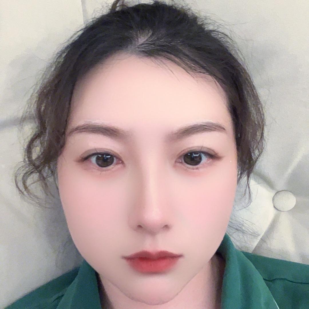 李李