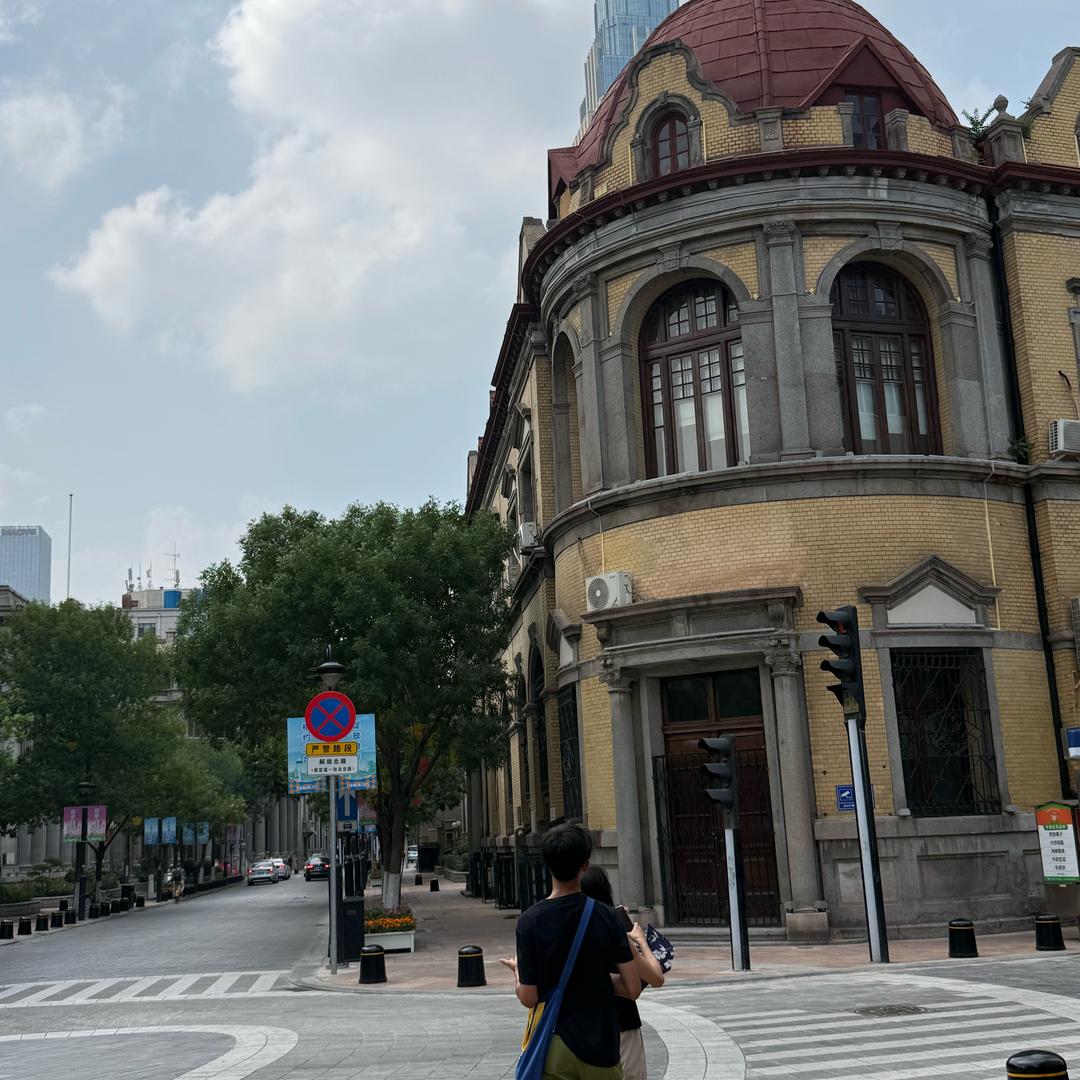 饱饱。