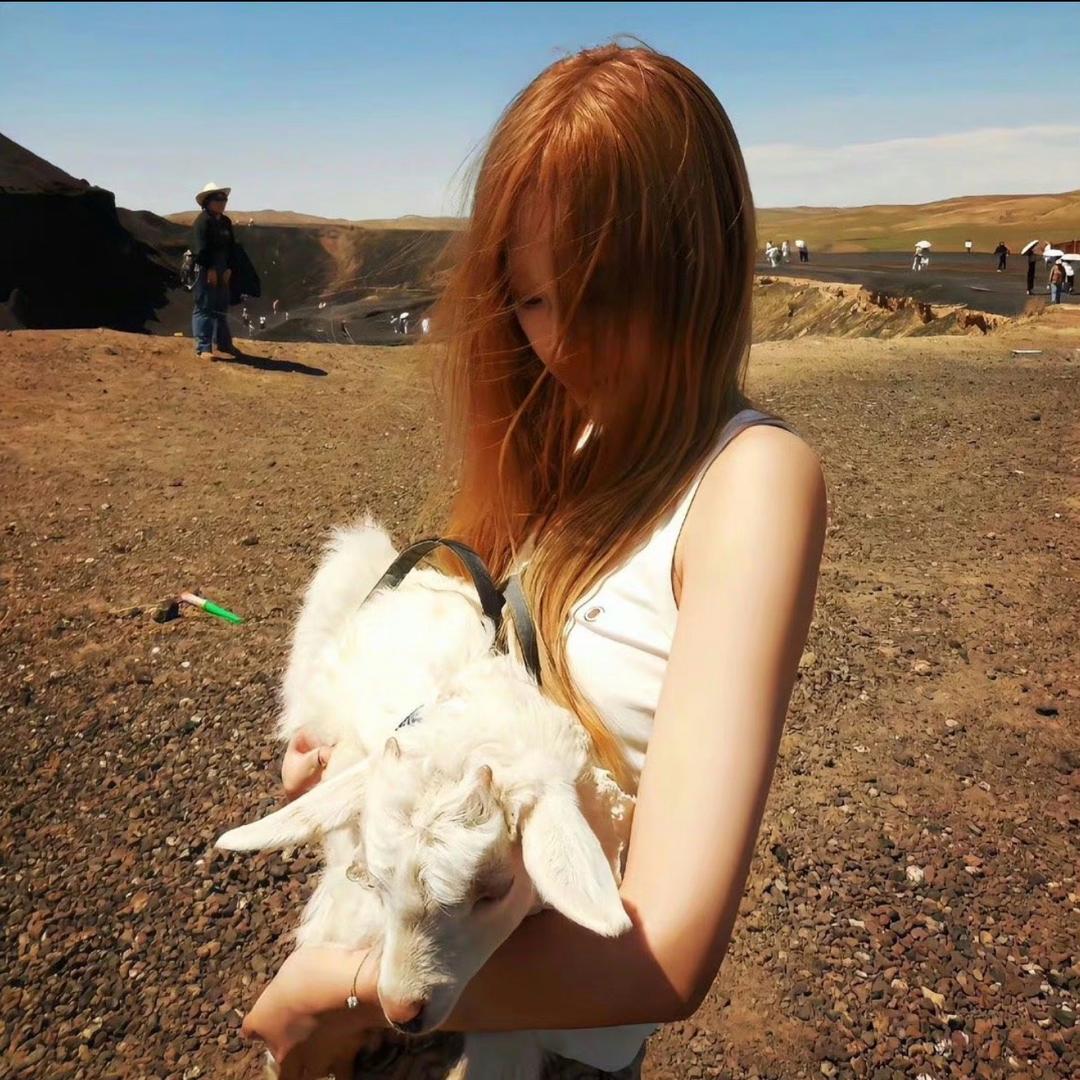 ^_^