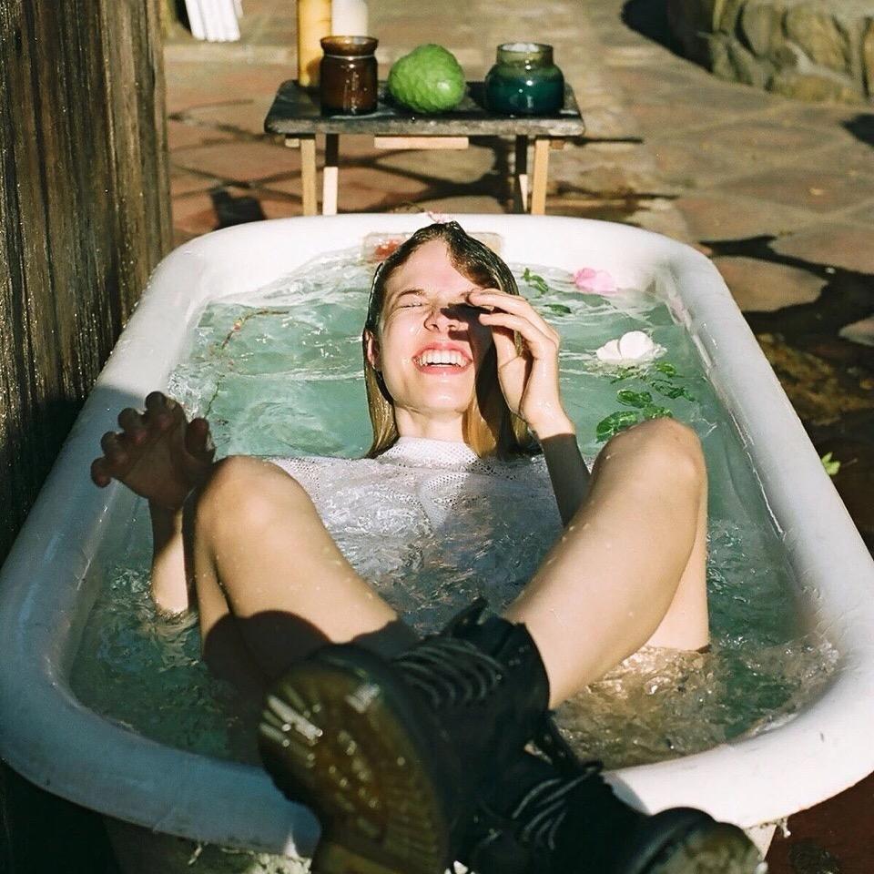重生之我在楼下烤地瓜🍠