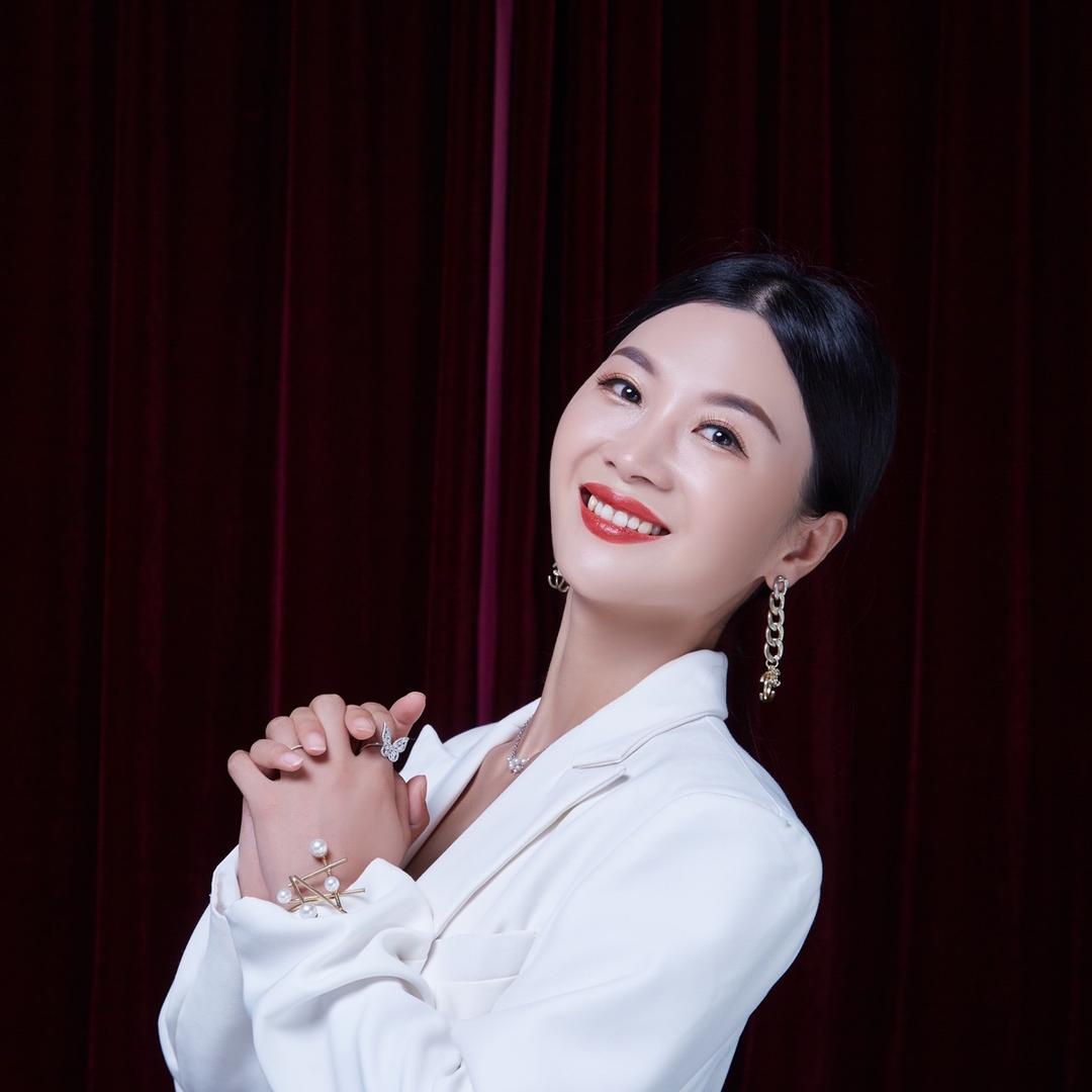 省豫剧二团演员吴亚南
