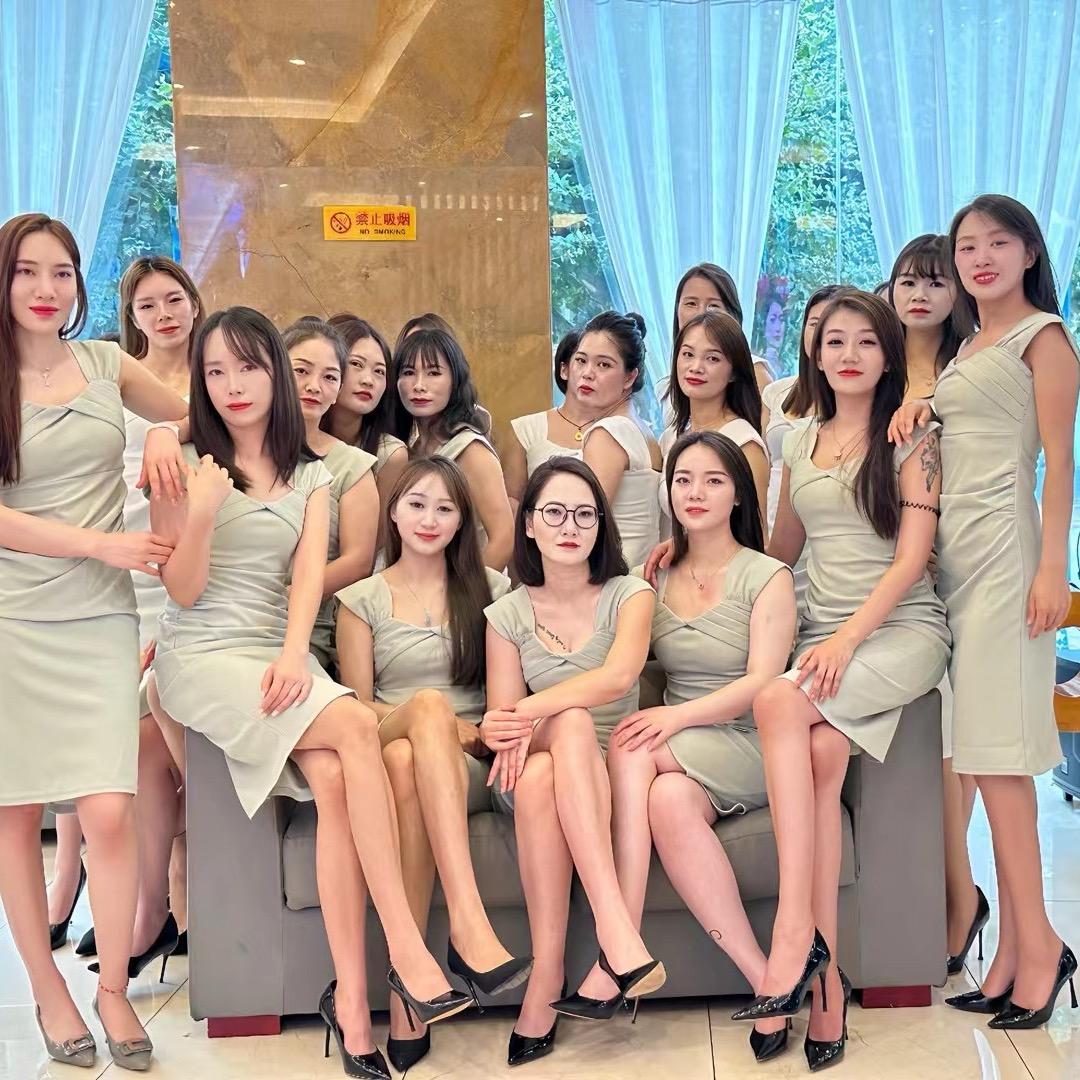 小艾同学203