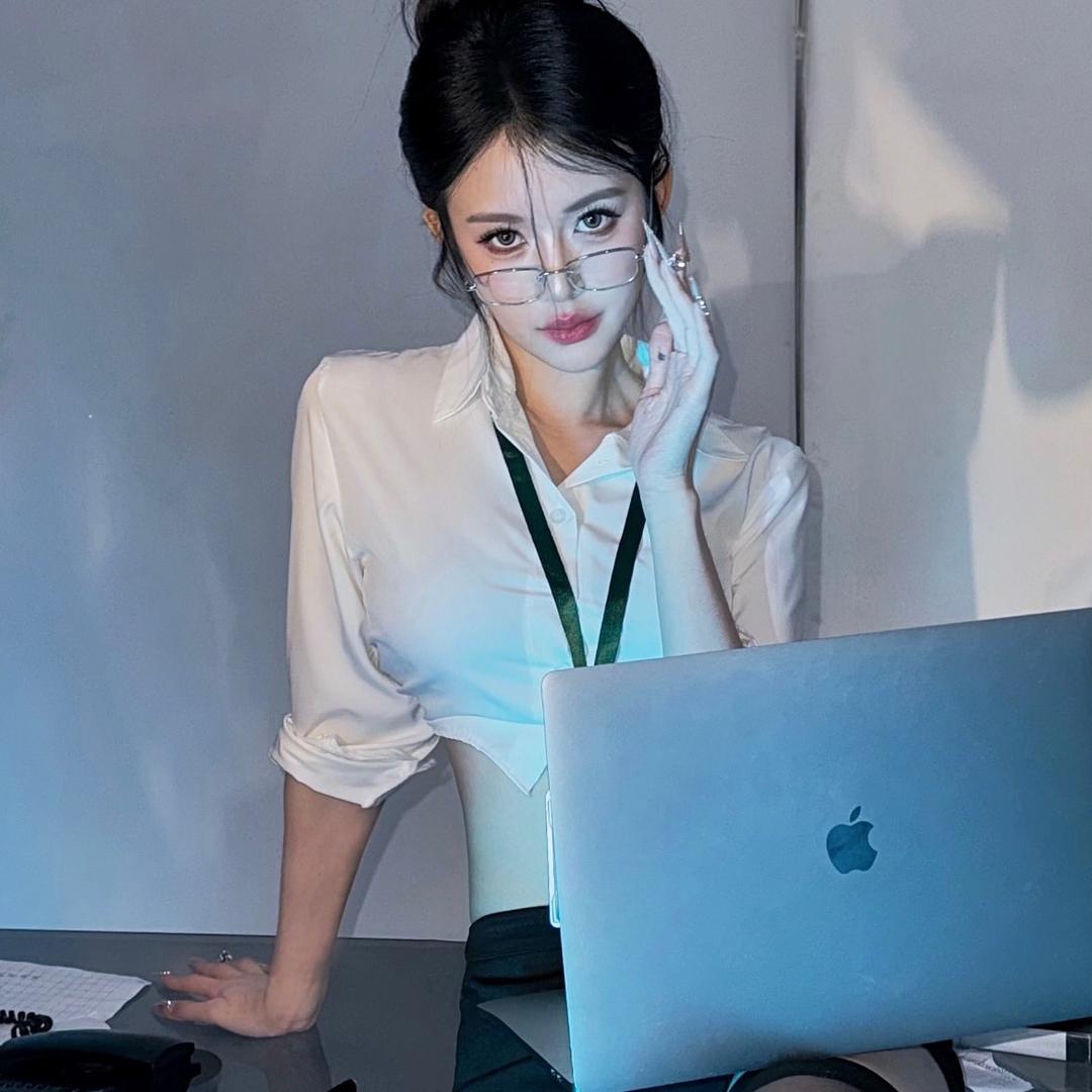 百变小桃子🍑