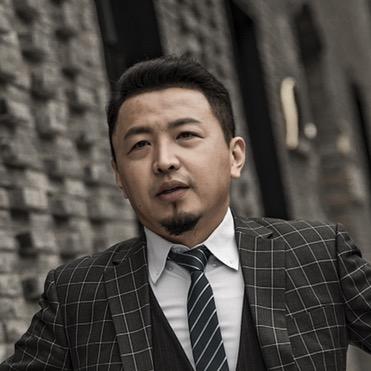 制片人付伟