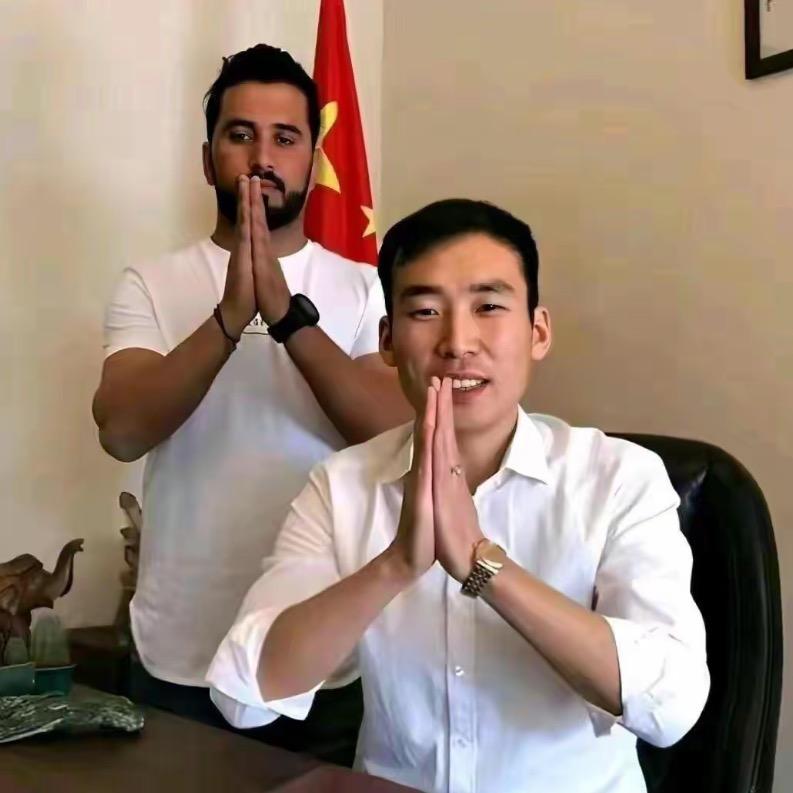 巴铁小飞的故事-婉柠