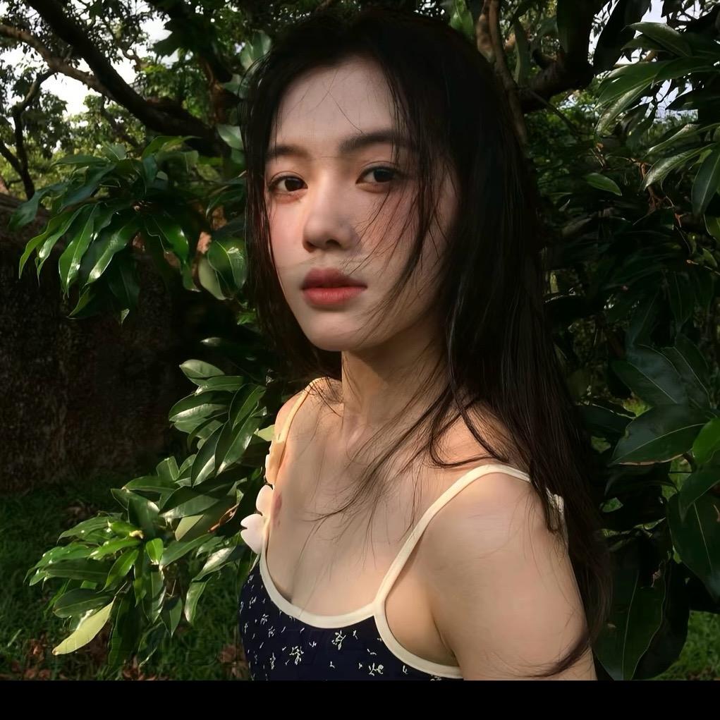 敏敏·