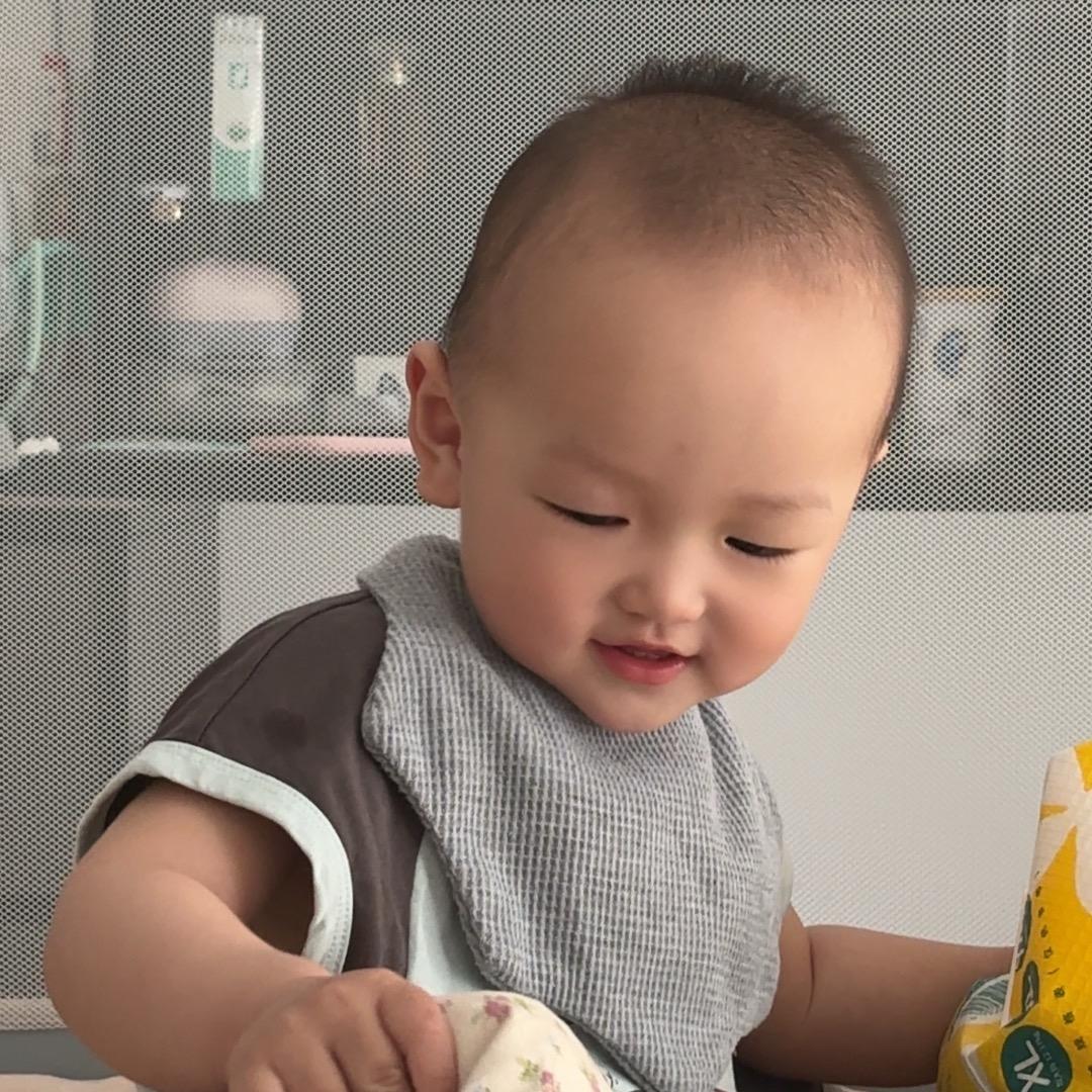 啵啵超爱笑