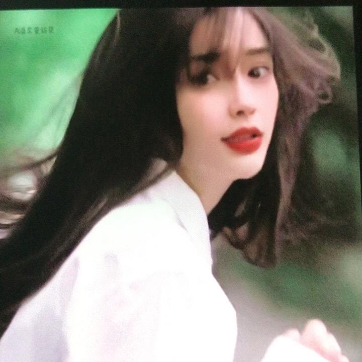 奕奕服饰