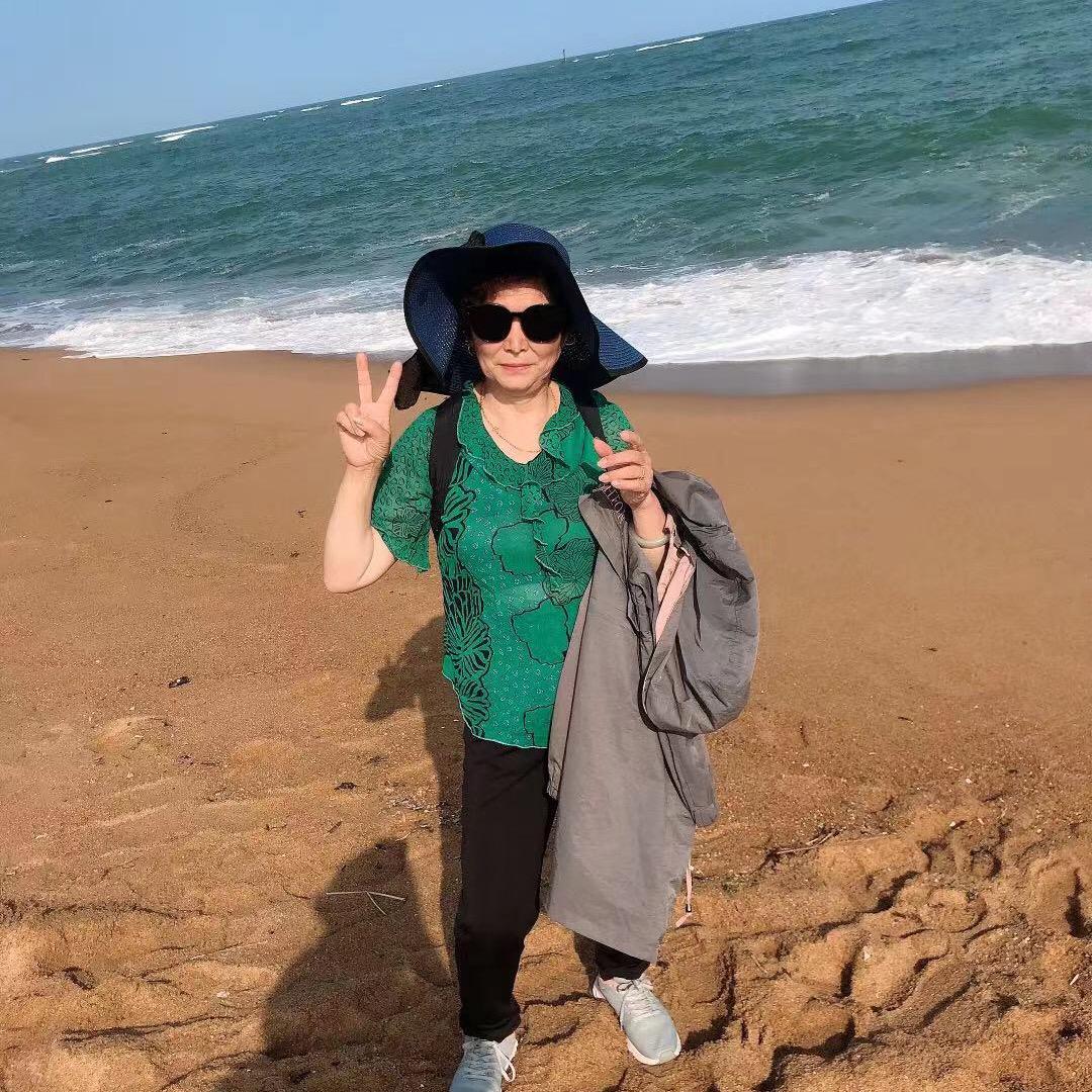 小红帽的外婆头像