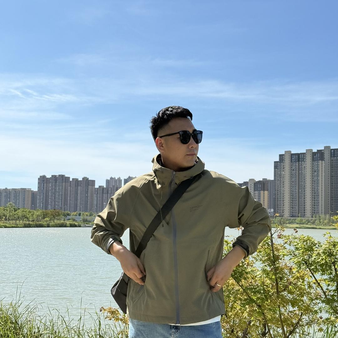 大东服饰