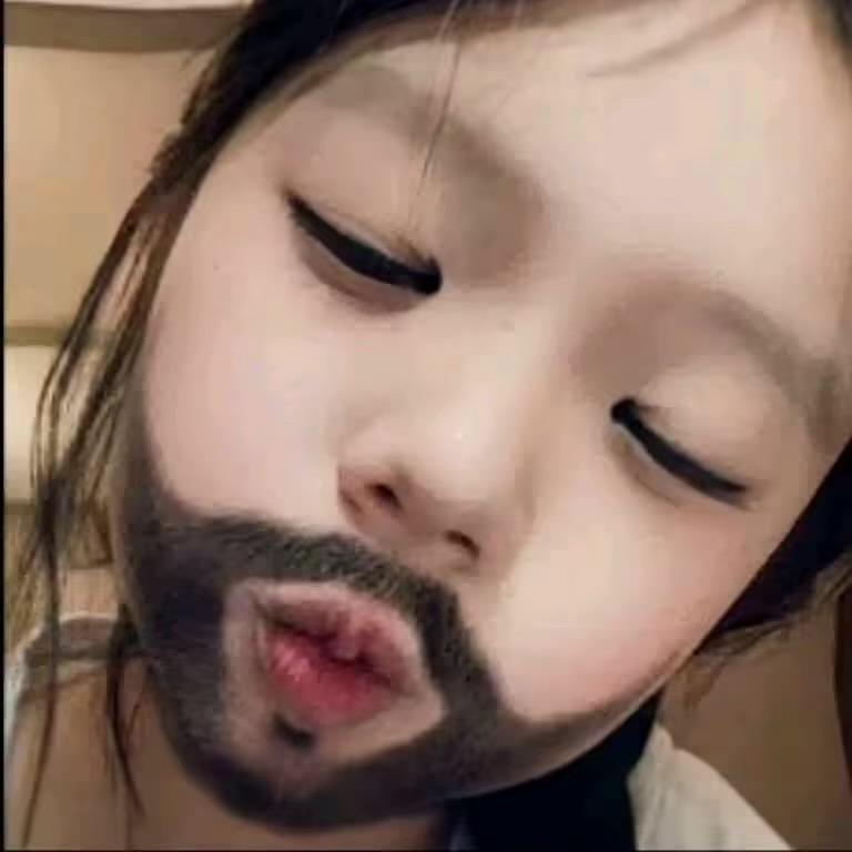 有点小U伤