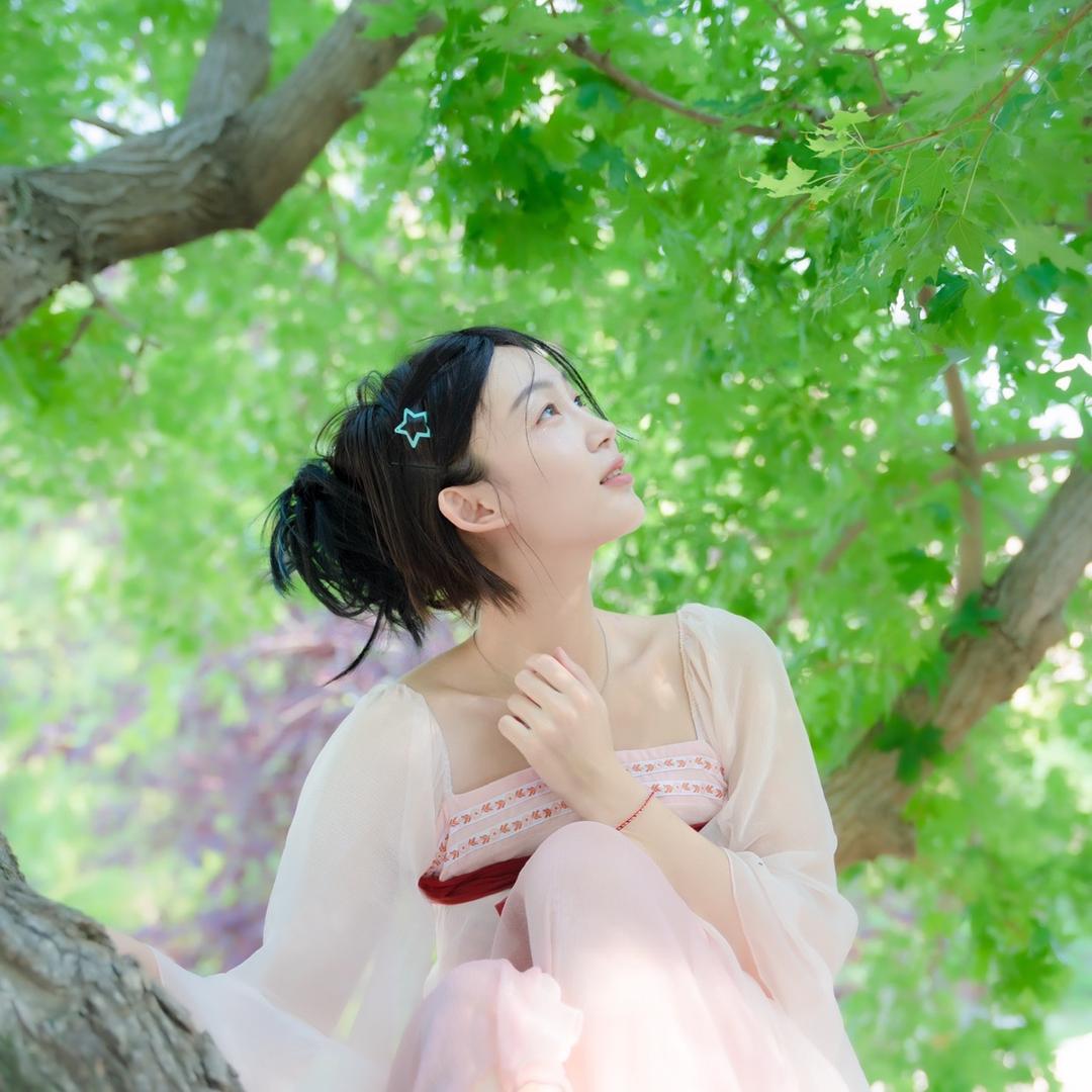 神隐小师妹
