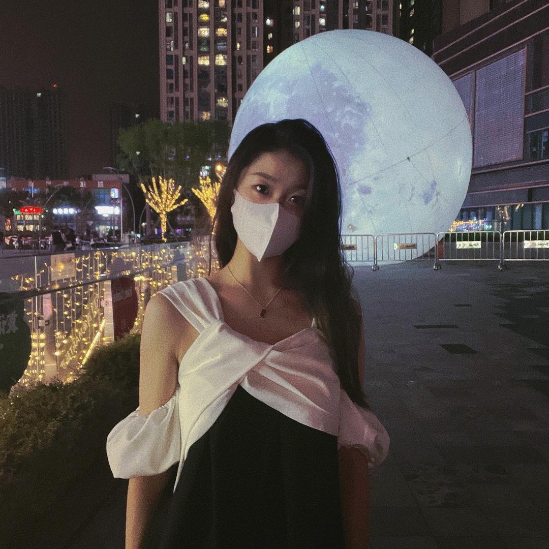 小新没蜡笔🖍️