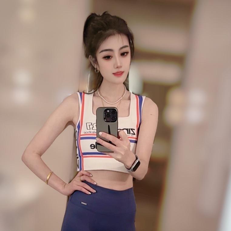 @L.z