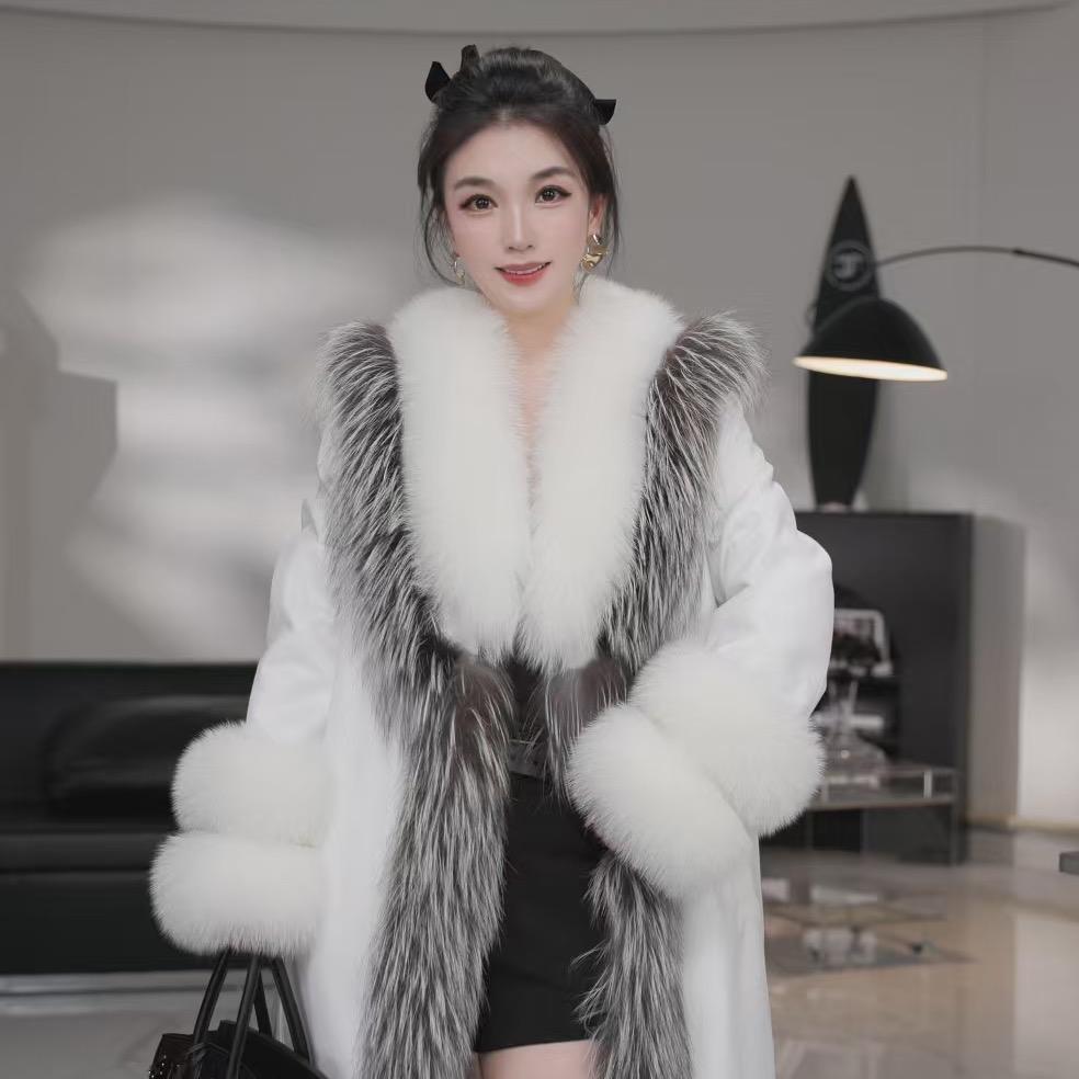 Kang杨服饰